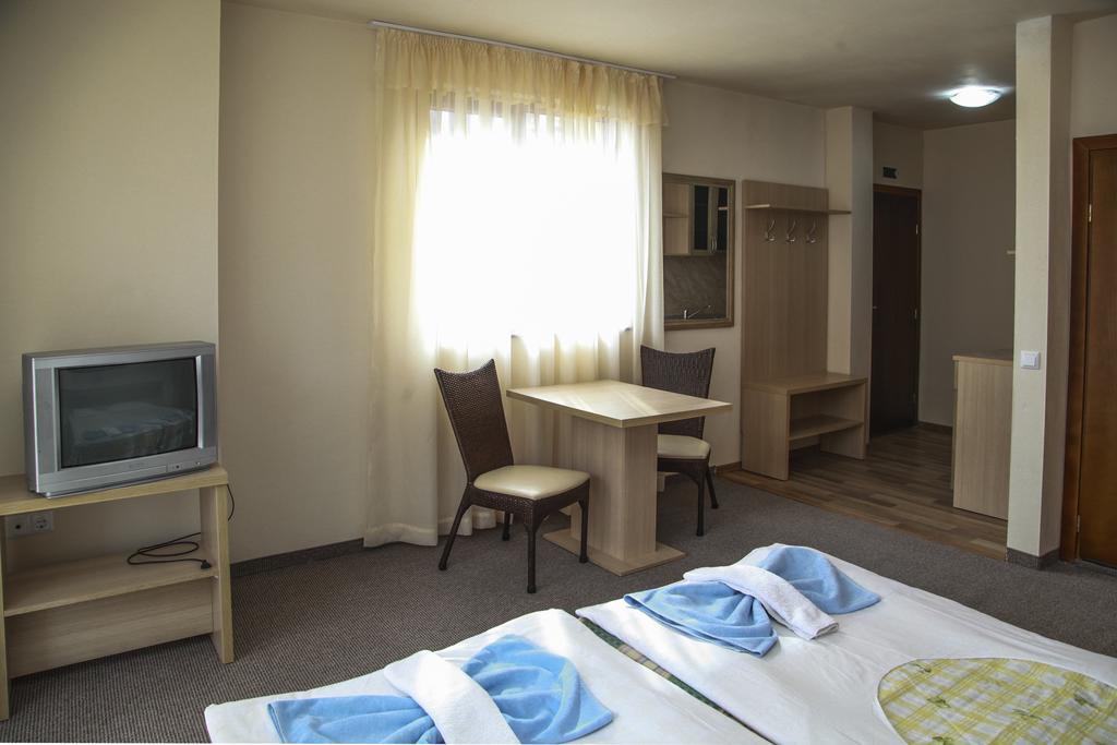 Ravda Bay Guest House מראה חיצוני תמונה