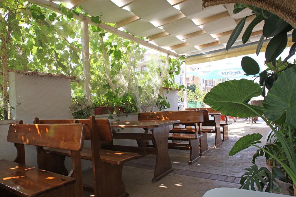 Ravda Bay Guest House מראה חיצוני תמונה